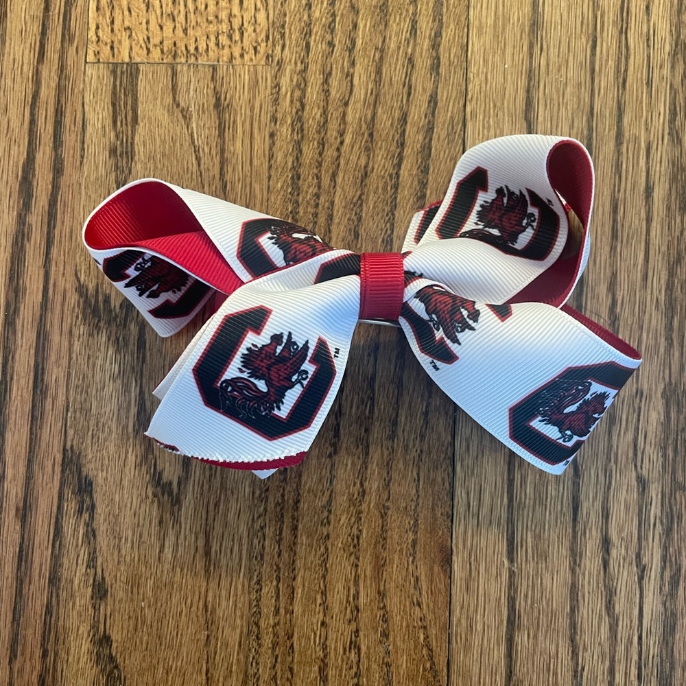 Girl Gamecocks Bow